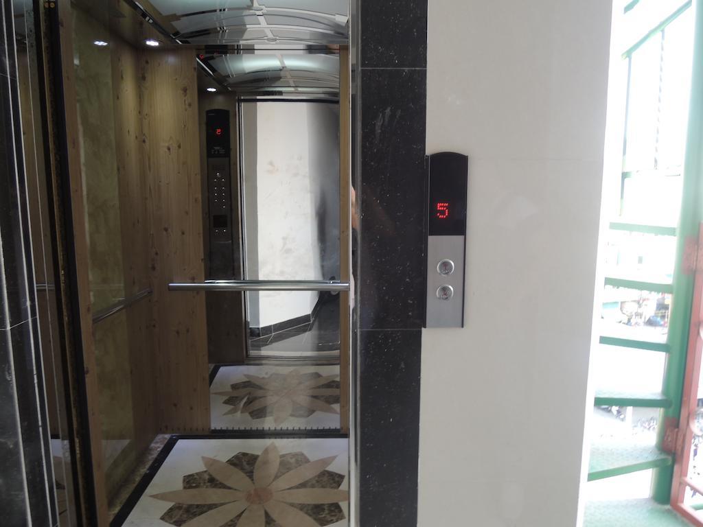 Bali B Hotel Хошимин Экстерьер фото